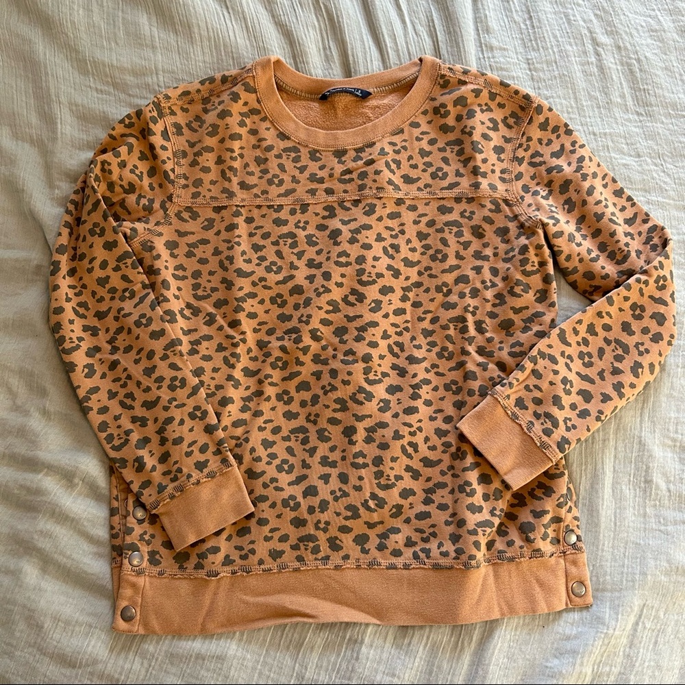 Abercrombie & Fitch Small Leopard Sweatshirt